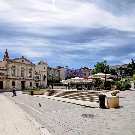 Corfu Town West דירה